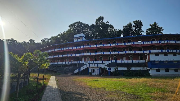 School Jobs at  Sabarigiri Senior Secondary School, Punalur  ,  Kollam